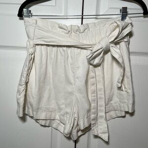 White Abercrombie and Fitch Linen Style Shorts Size M